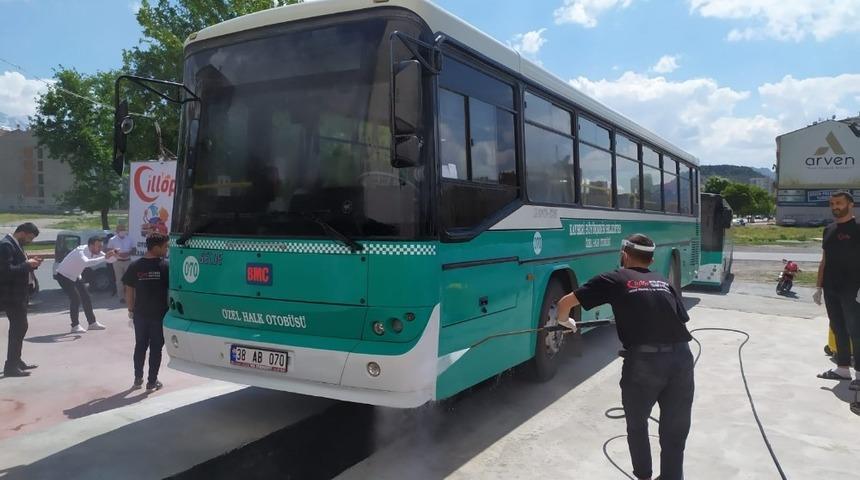 Bu işletmede halk otob&uuml;sleri dezenfekte edilecek