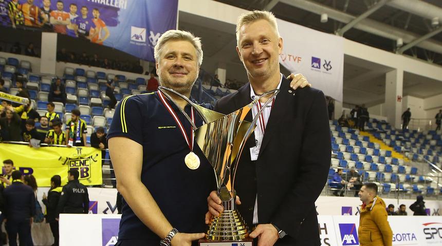 Fenerbah&ccedil;e'de Mariusz Sordyl ile yollar ayrıldı