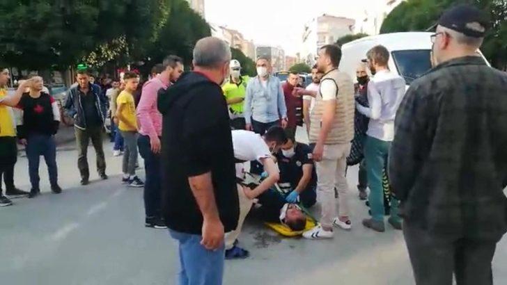 Hafif ticari araç ile motosiklet çarpıştı: 1 yaralı G2