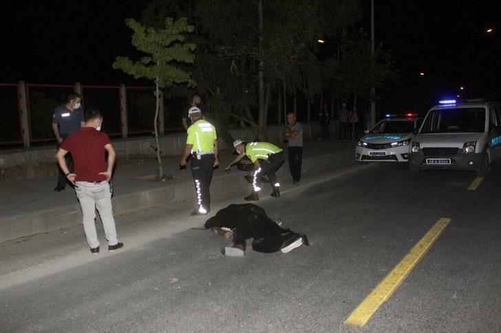 Seyir halindeki motosiklet devrildi: 1 ölü G2