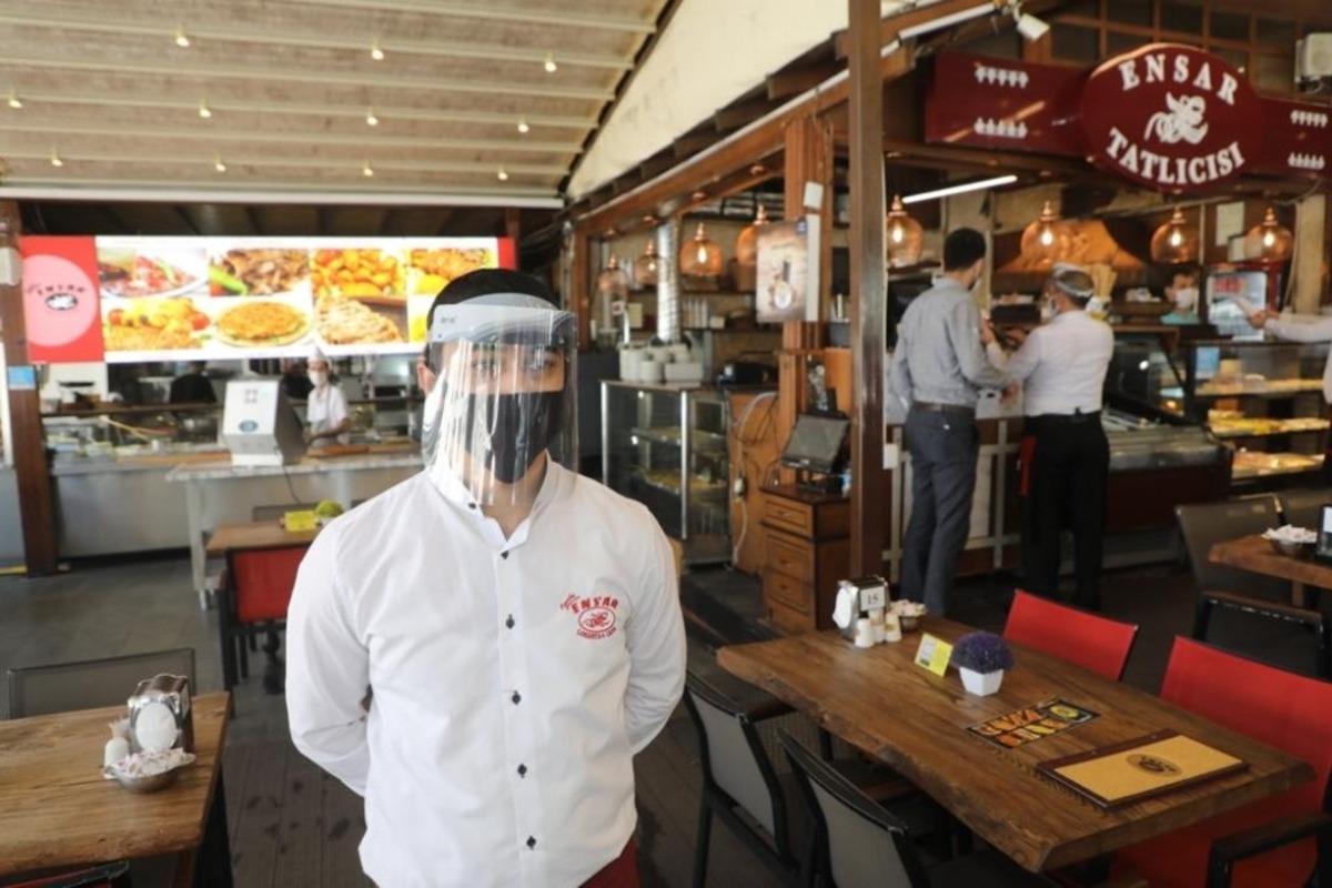 Normalleşme sonrası Ey&uuml;psultan&rsquo;da restoran ve kafeler denetlendi