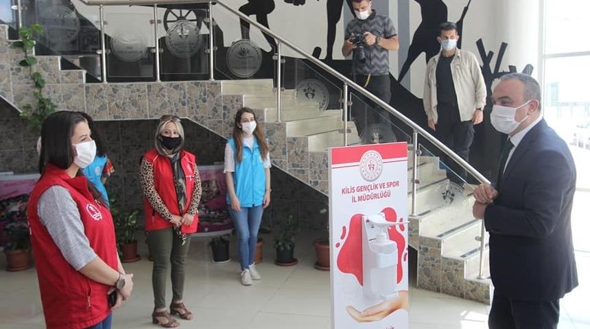 Vali Soytürk spor tesislerini denetledi