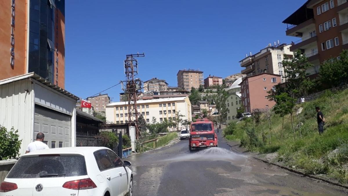 İtfaiye ekibi 24 saat g&ouml;rev başında