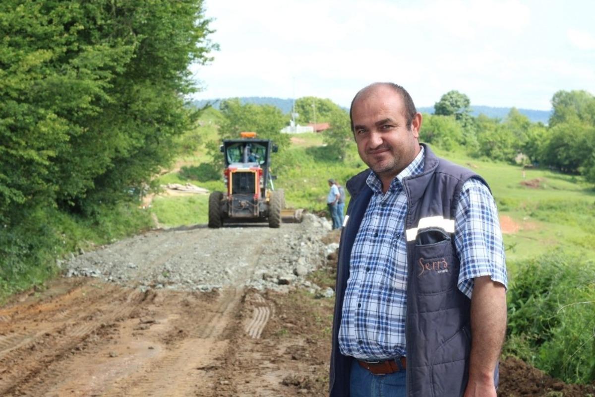 Pazaryeri il&ccedil;esinde tarla yolları yapılıyor