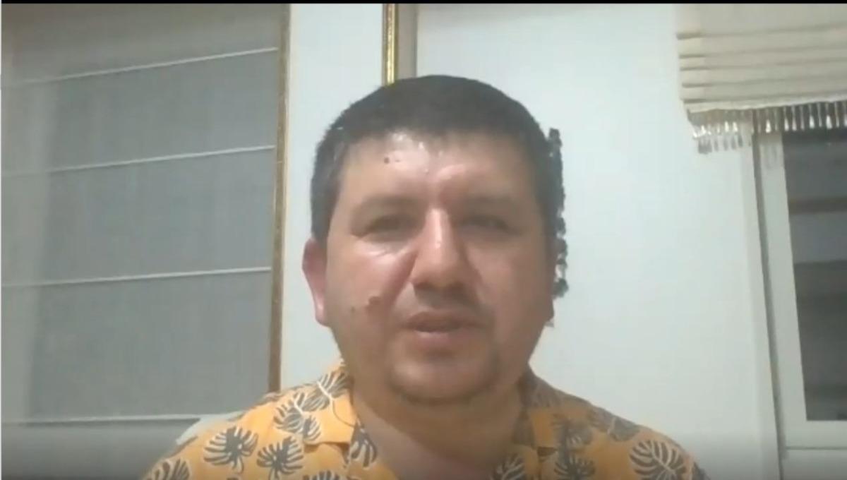 &Uuml;niversitede E-Kıraathane S&ouml;yleşisi s&uuml;r&uuml;yor