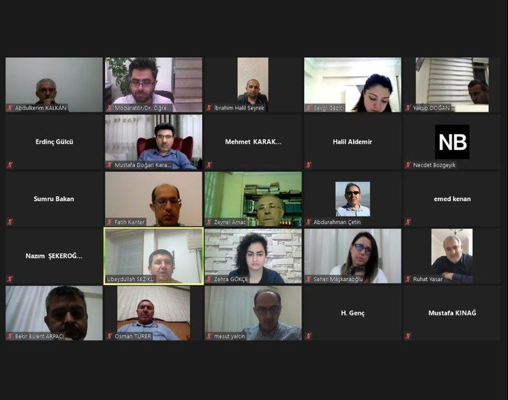 Üniversitede E-Kıraathane Söyleşisi sürüyor G2