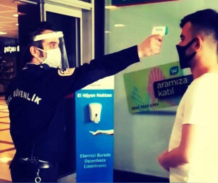 Serdivan AVM’de hijyen takımı kuruldu G2