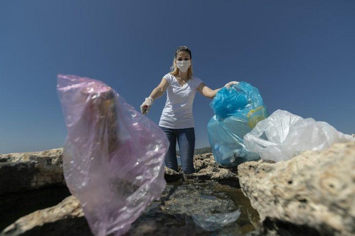 Mersin’de belediye personeli doğada çöp topladı G4