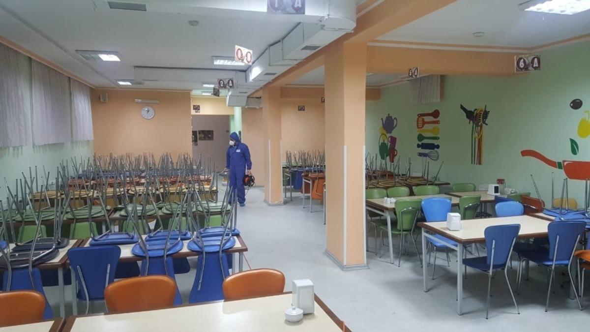 İnci Kolejinde dezenfekte &ccedil;alışmaları devam ediyor