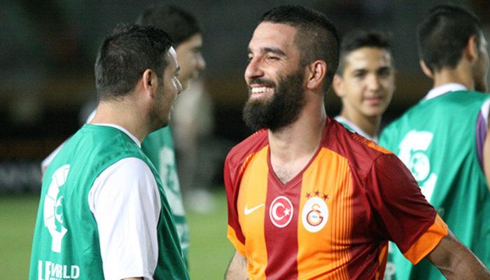 Galatasaray'dan Arda Turan ve Ömer Bayram açıklaması