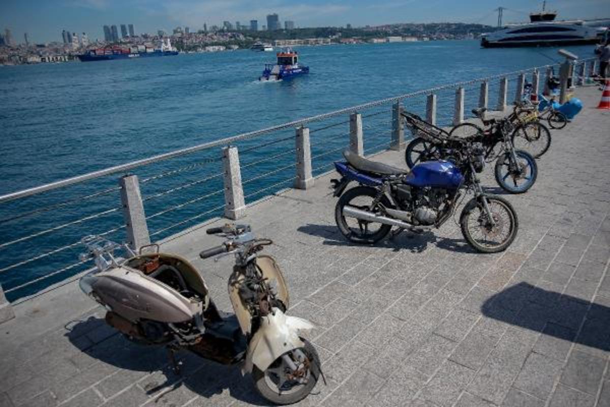 İstanbul Boğazı'ndan motosiklet bile &ccedil;ıktı 