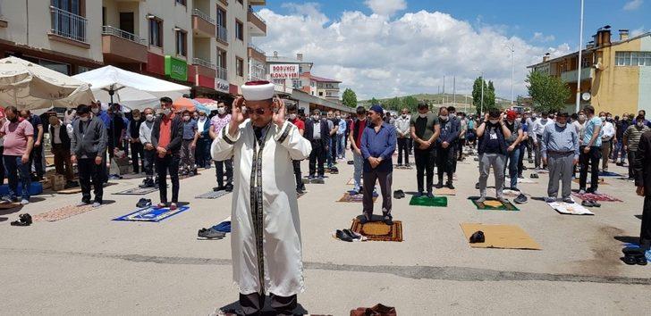 Aşkale, cuma namazına akın etti G4