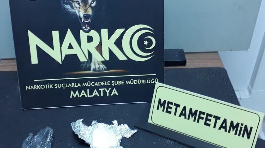 Malatya polisi uyuşturucu ve silah t&uuml;ccarlarına g&ouml;z a&ccedil;tırmıyor