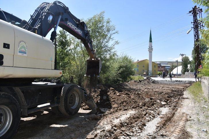 Tatvan Belediyesinden temizlik çalışması G2