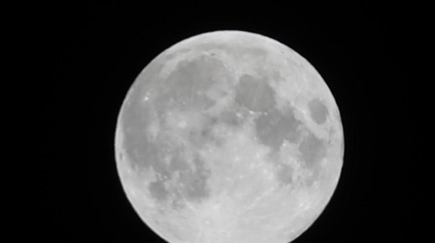 Iğdır&rsquo;da ay tutulması b&ouml;yle g&ouml;r&uuml;nt&uuml;lendi