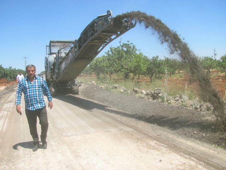 Araban’da bozulan asfalt yol çalışmalarına başlandı G4