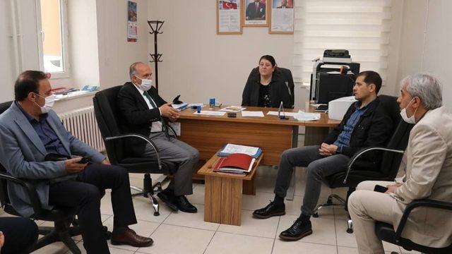 Kaymakam Erat’tan, Erzen Hatun Kız Anadolu İmam Hatip Lisesine ziyaret