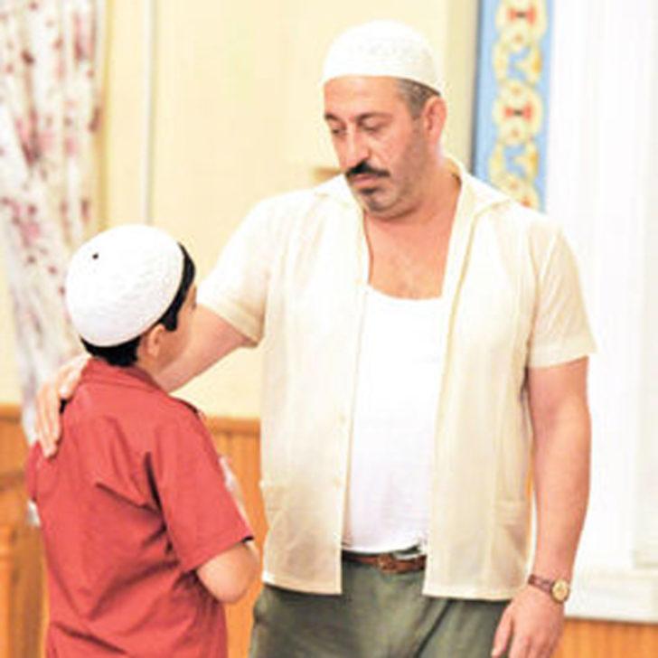 Cem Yılmaz 'gazoz satacak' G3