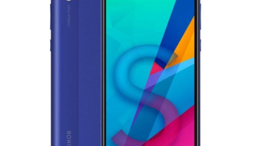 800 TL’lik yeni telefonu ile karşımıza çıktı