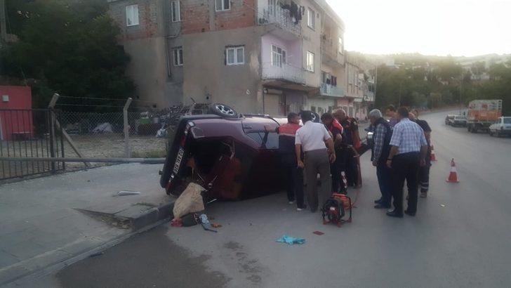 Takla atan otomobil sürücüsü güçlükle çıkartıldı G2