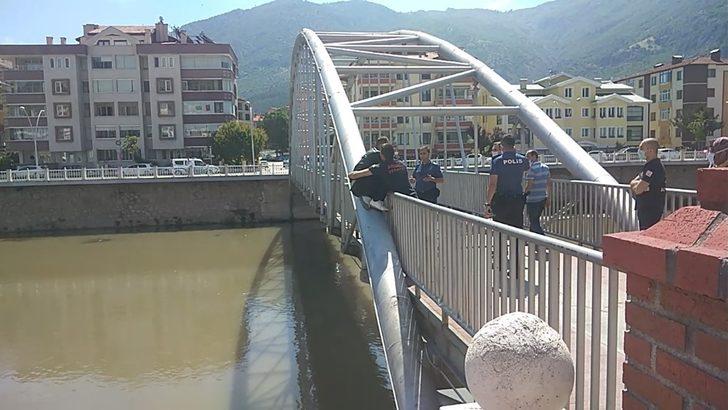 Amasya’da intihar etmek istedi, itfaiye kurtardı G1