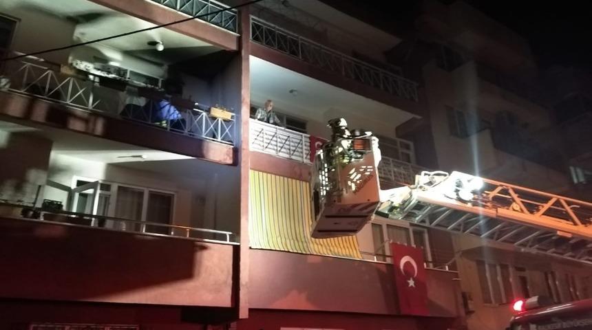 Apartmanda yangın paniği