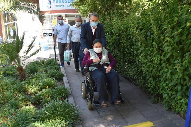 Akülü sandalyesine Yunusemre ile kavuştu G3