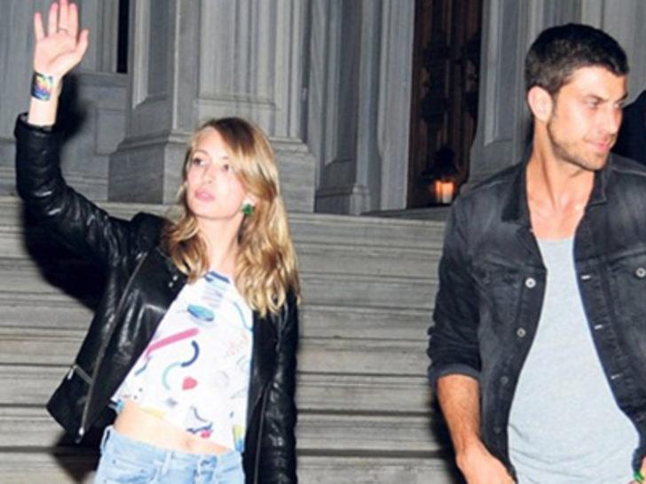 Yasemin Kay Allen sevgilisinden ayrıldı mı? G5