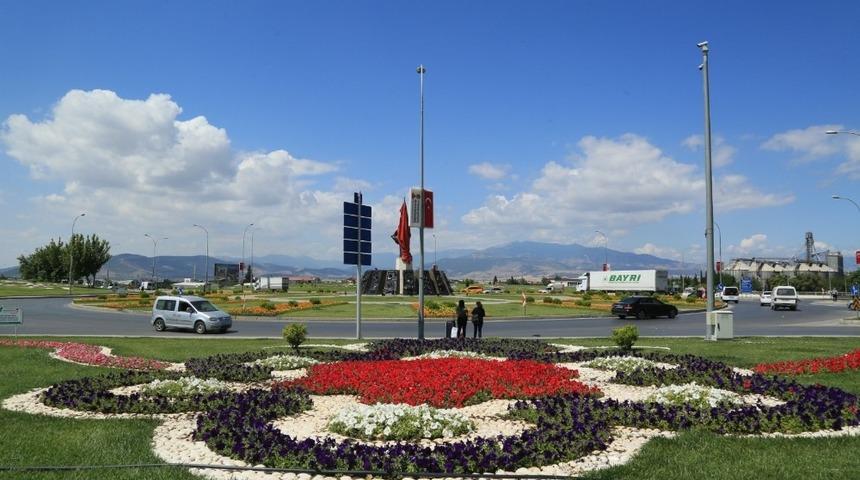 Kahramanmaraş&rsquo;ta &ccedil;i&ccedil;ek ş&ouml;leni