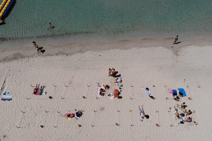 Kısıtlama kalktı, İzmir’de plajlar doldu G2