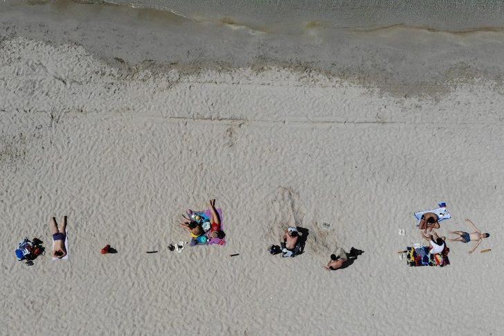 Kısıtlama kalktı, İzmir’de plajlar doldu G4