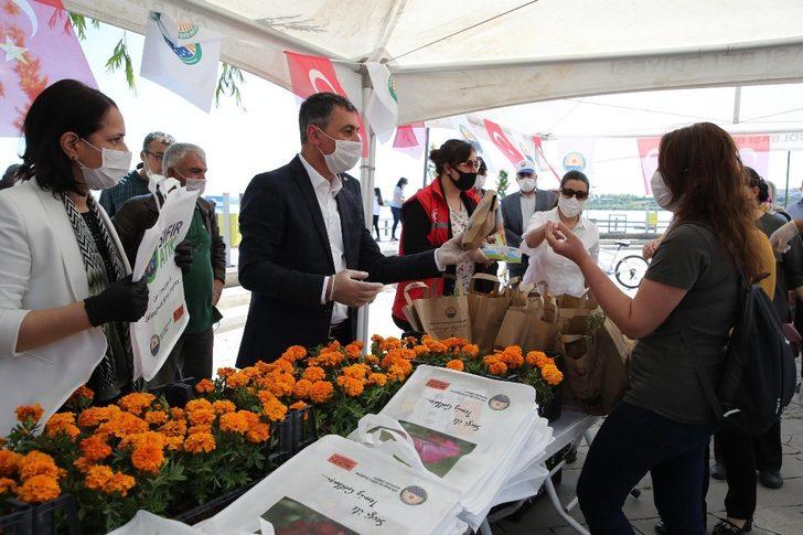 Mogan Gölü’nde çöpler toplandı G3