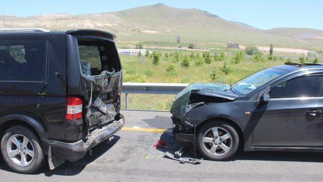 Kayseri’de zincirleme trafik kazası: 6 yaralı