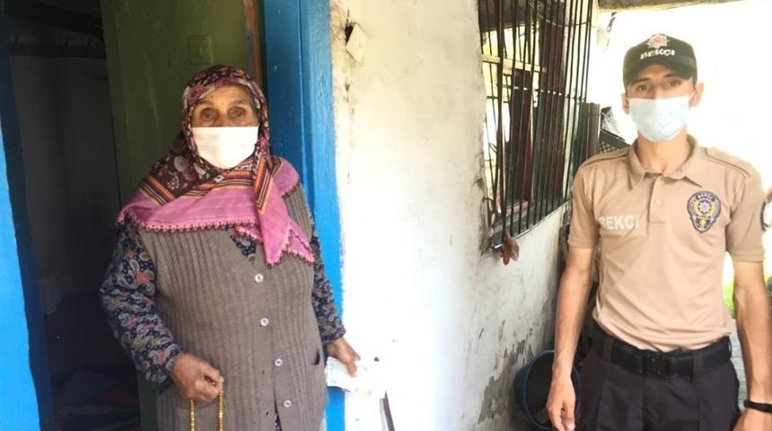 Yaşlılık aylıkları evlerde &ouml;deniyor