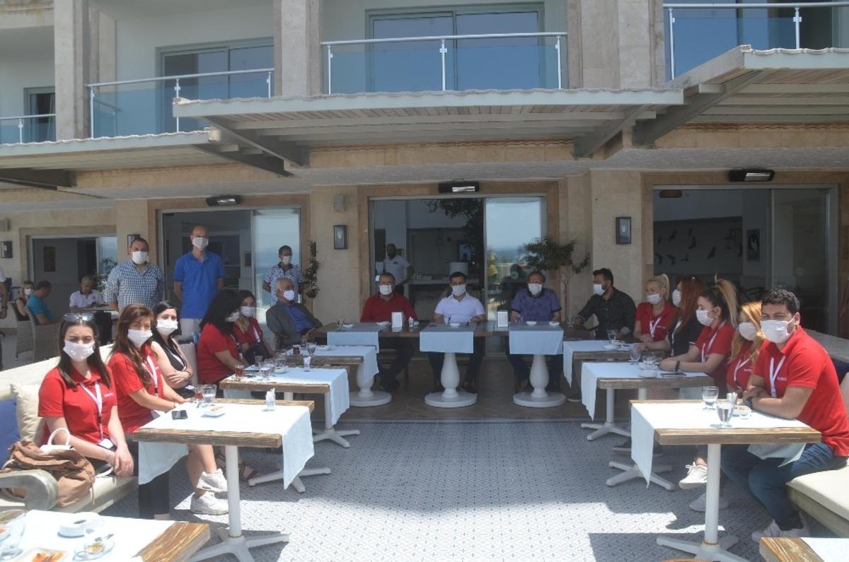 Başkan G&uuml;nel, sekt&ouml;r temsilcileriyle yeni d&ouml;nemi masaya yatırdı