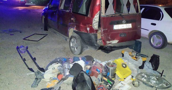Samsun'da hafif ticari araç ile otomobil çarpıştı: 6 yaralı G1