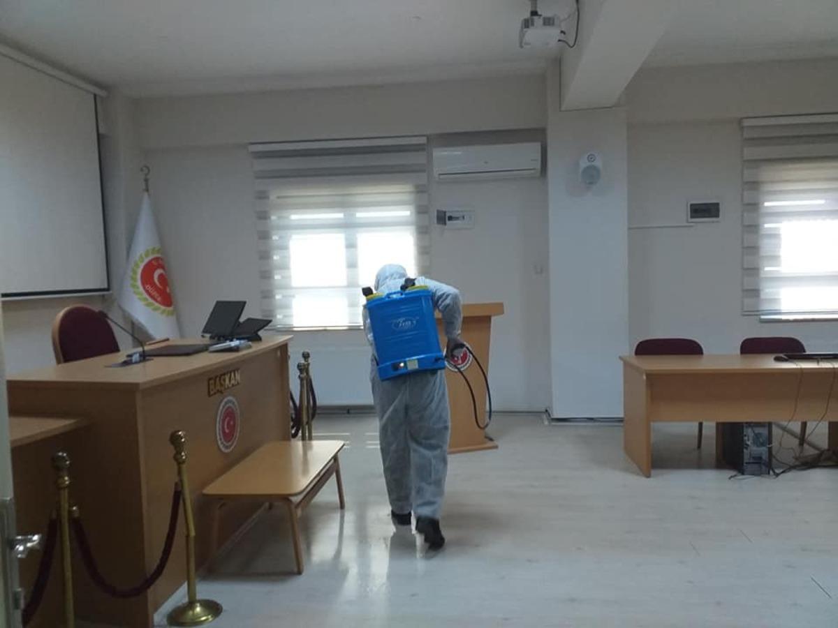 D&uuml;zce İGM toplantısı &ouml;ncesi dezenfekte yapıldı