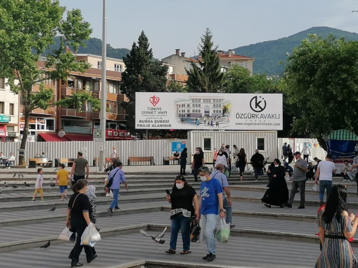 Ulucami&rsquo;nin sil&uuml;eti, m&uuml;ft&uuml;l&uuml;k k&uuml;lt&uuml;r merkezi binası ile kapatılmamalı