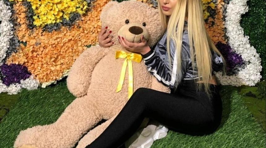 Yasemin Aslan&rsquo;dan &lsquo;Biz Bize Yeteriz T&uuml;rkiye&rsquo;m&rsquo; kampanyasına destek!