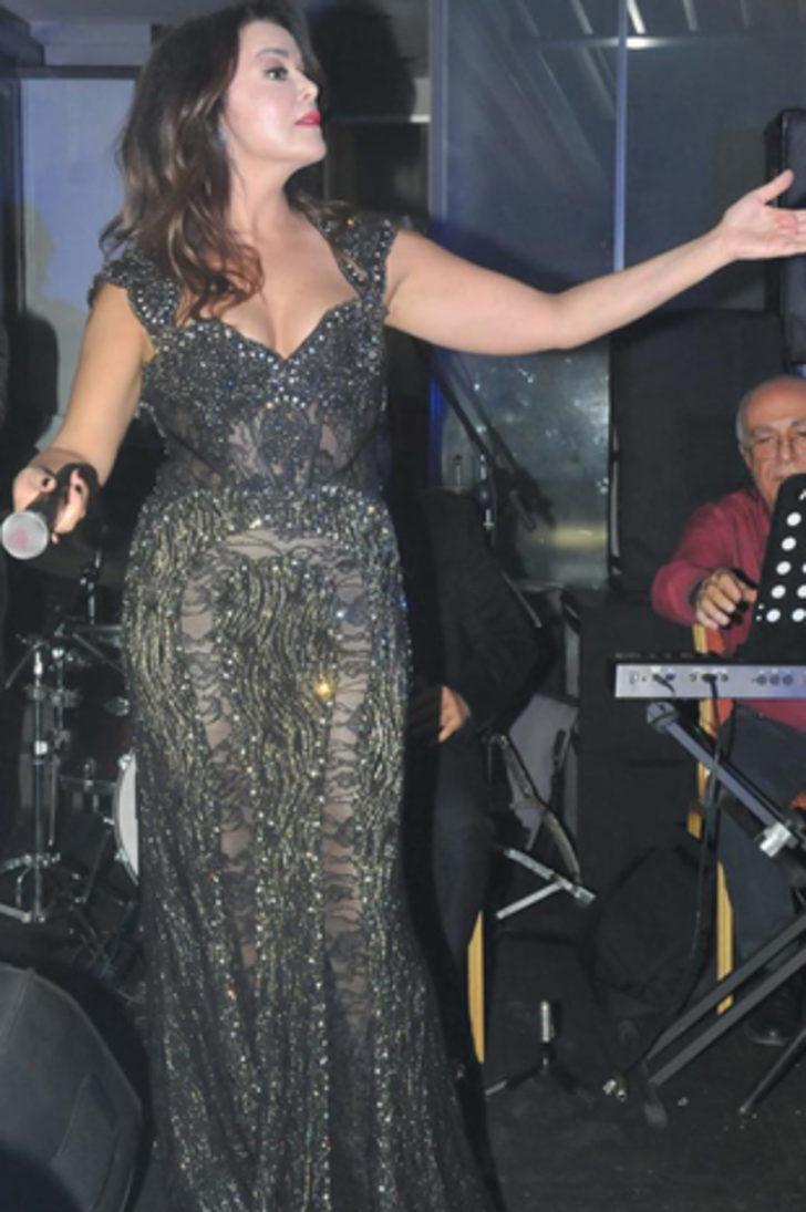 Sibel Bilgiç yıllar sonra sahneye çıktı G4