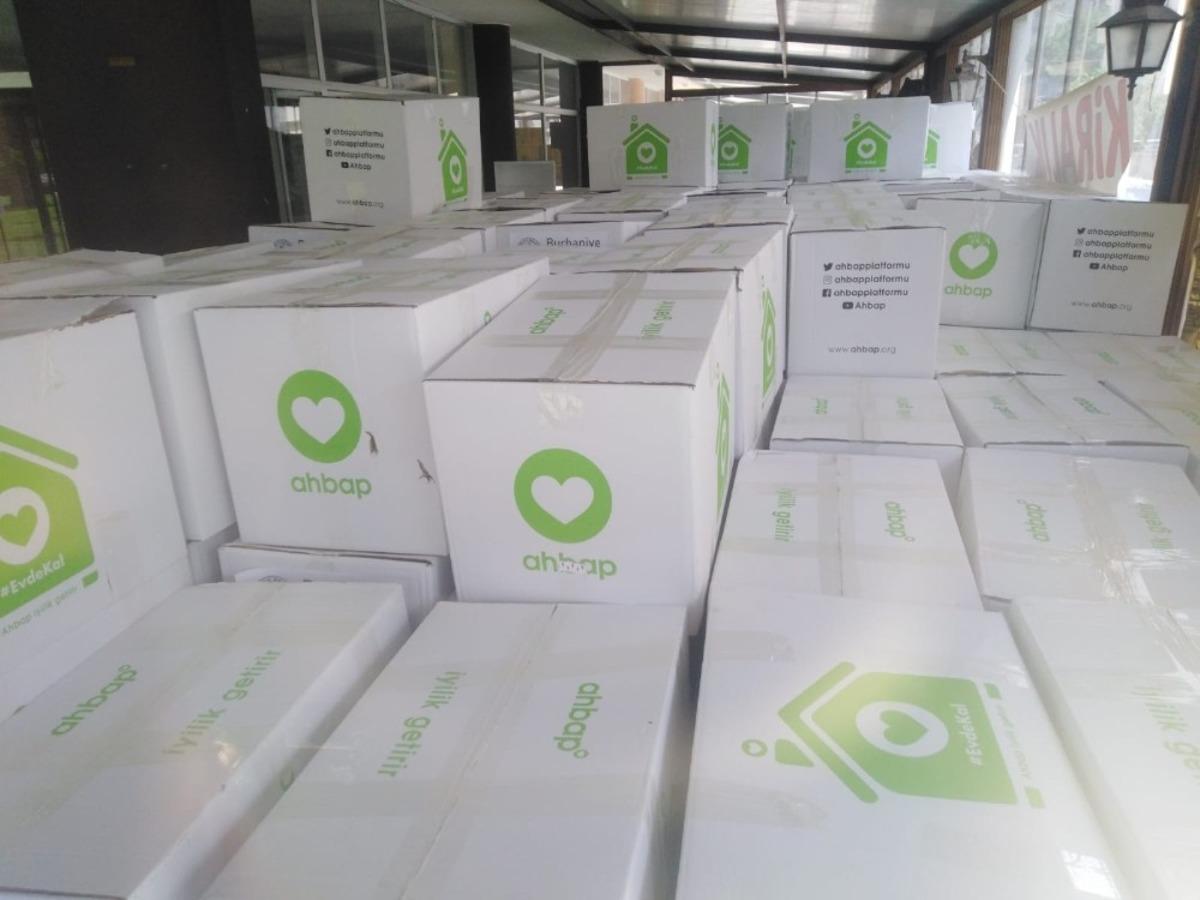 Burhaniye&rsquo;de Ahbap yardımı