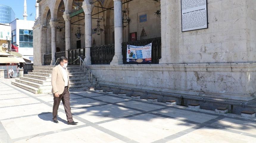 Depremde hasar g&ouml;ren 17 tarihi yapı restore ediliyor