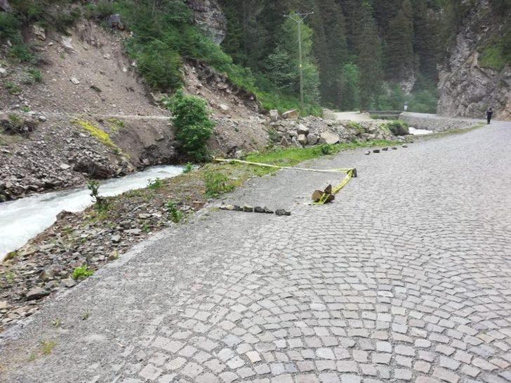 Uzungöl’de bisikleti ile dereye düşen kadın kurtarılamadı G1