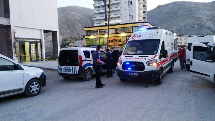 Kahramanmaraş'ta bir kadının, eski ve yeni eşinin bıçaklı kavgasını ayırırken ölmesi G1