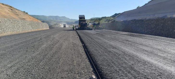 Kars’ta 513 metrelik viyadüğün yapımında sona gelindi G2