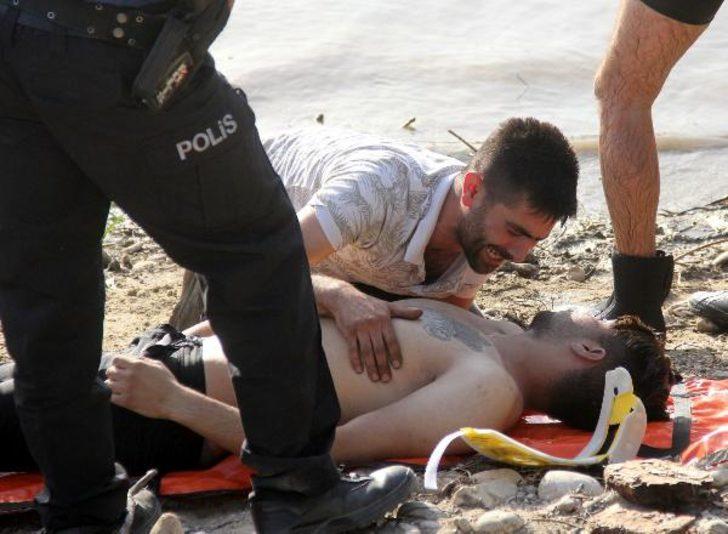 Kardeşinin cesedini görünce sinir krizi geçirdi! Yürek burkan feryat G2