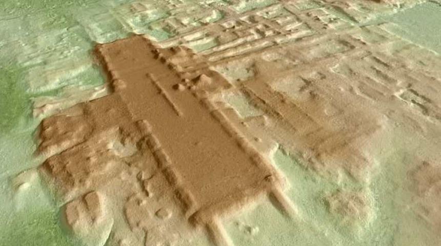 En eski ve en b&uuml;y&uuml;k Maya anıtı keşfedildi