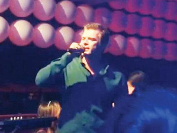 Kıvanç Tatlıtuğ ve Çağatay Ulusoy'dan şarkı şov G3