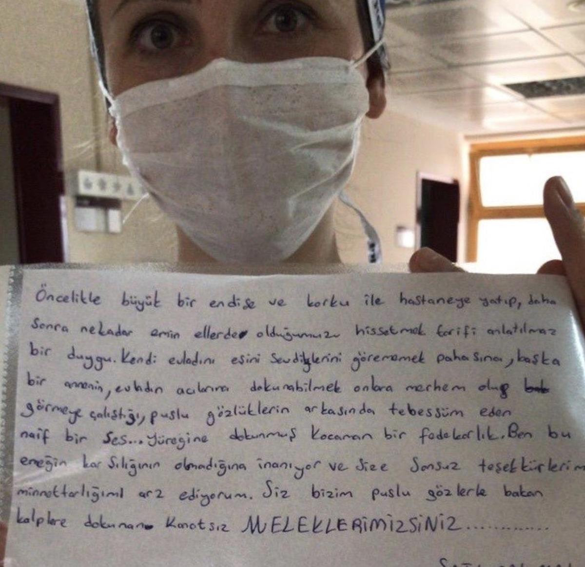 &Ccedil;ocuğu koronavir&uuml;s&uuml; yenen anneden sağlık &ccedil;alışanlarına duygulandıran mektup