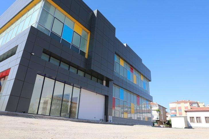 Kocasinan Belediyesi’nden erkeklere özel tesis G4